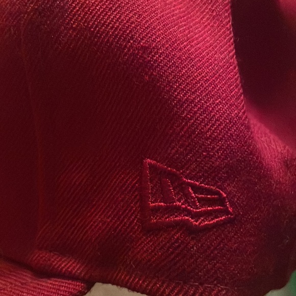 Chocolate brand fitted hat never worn 7 3/8 Maroon color way - Picture 3 of 5